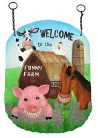 Funny Farm Wall Bird Feeder